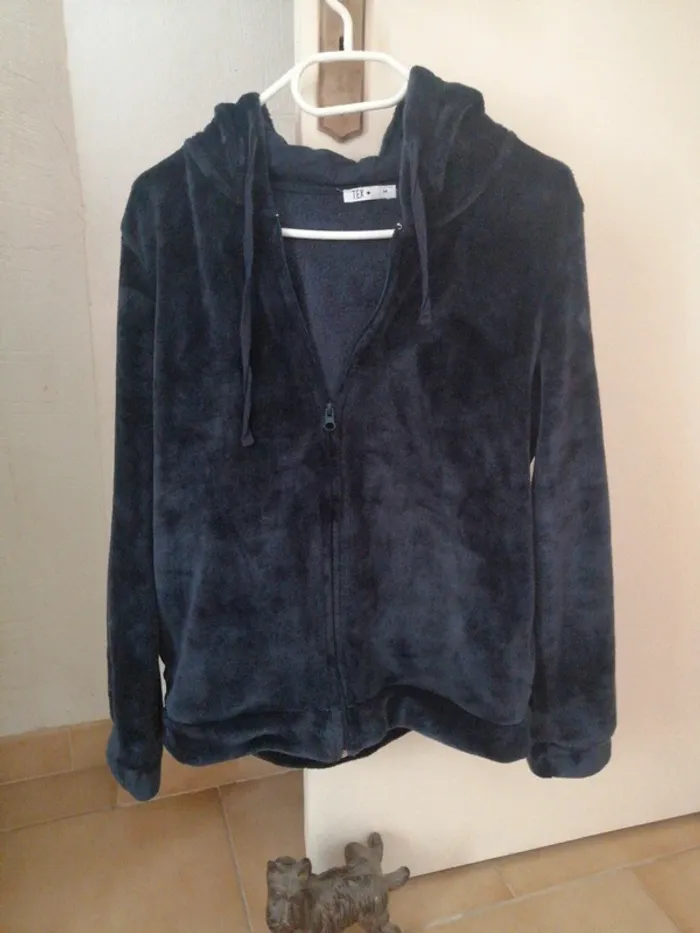 veste d'intérieur bleu marine