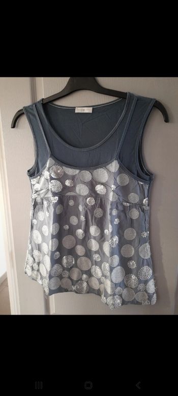 Tee shirt cache cache