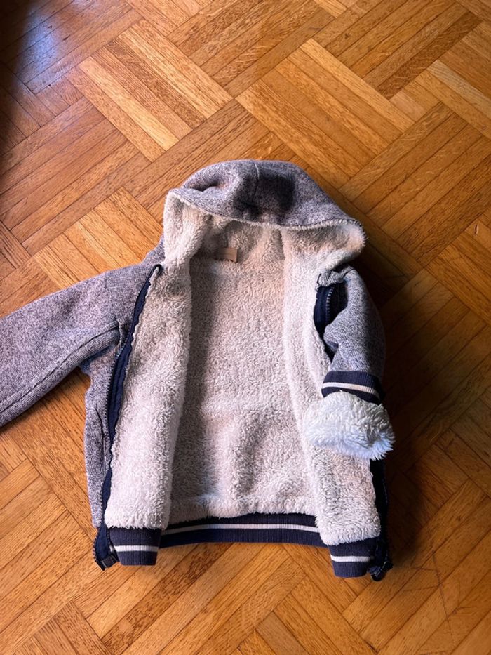 Gilet zippé à capuche 3ans - photo numéro 3