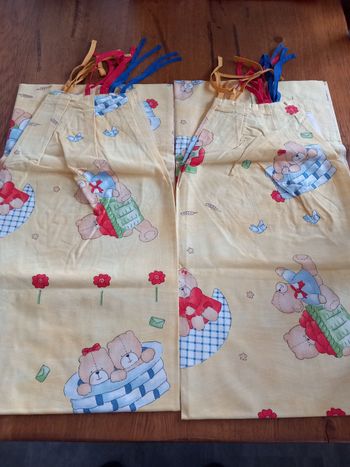 Rideaux enfants Fait main.