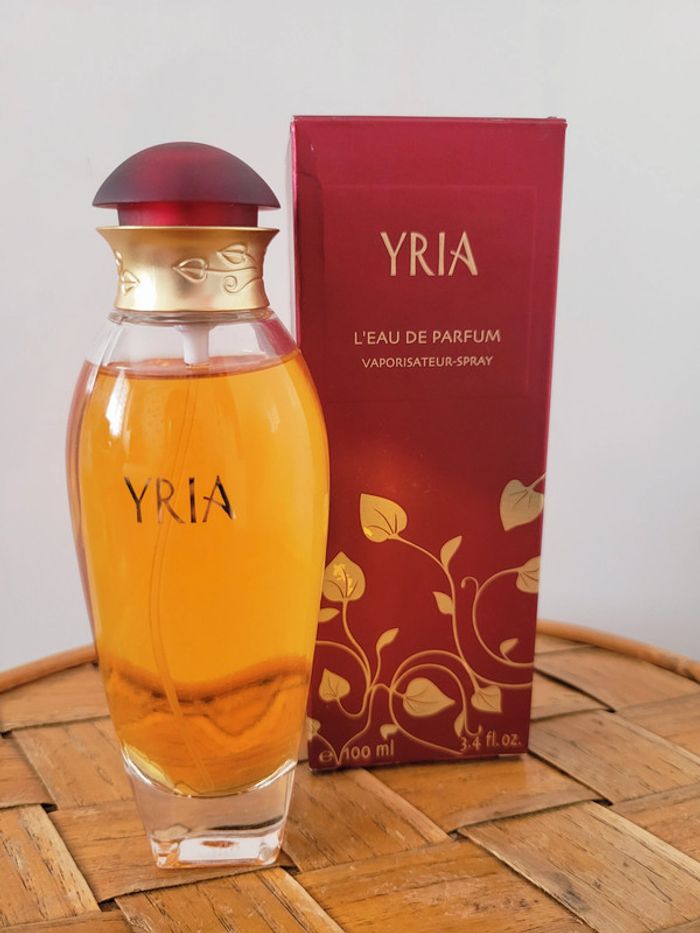 YRIA Eau de parfum 100ml vaporisateur spray Yves Rocher neuf