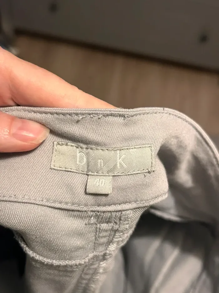 Pantalon gris - photo numéro 3