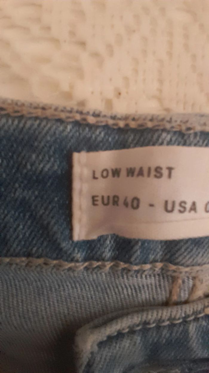 Jeans déchiré, couleur bleu, Taille 40, Marque Stradivarius - photo numéro 12