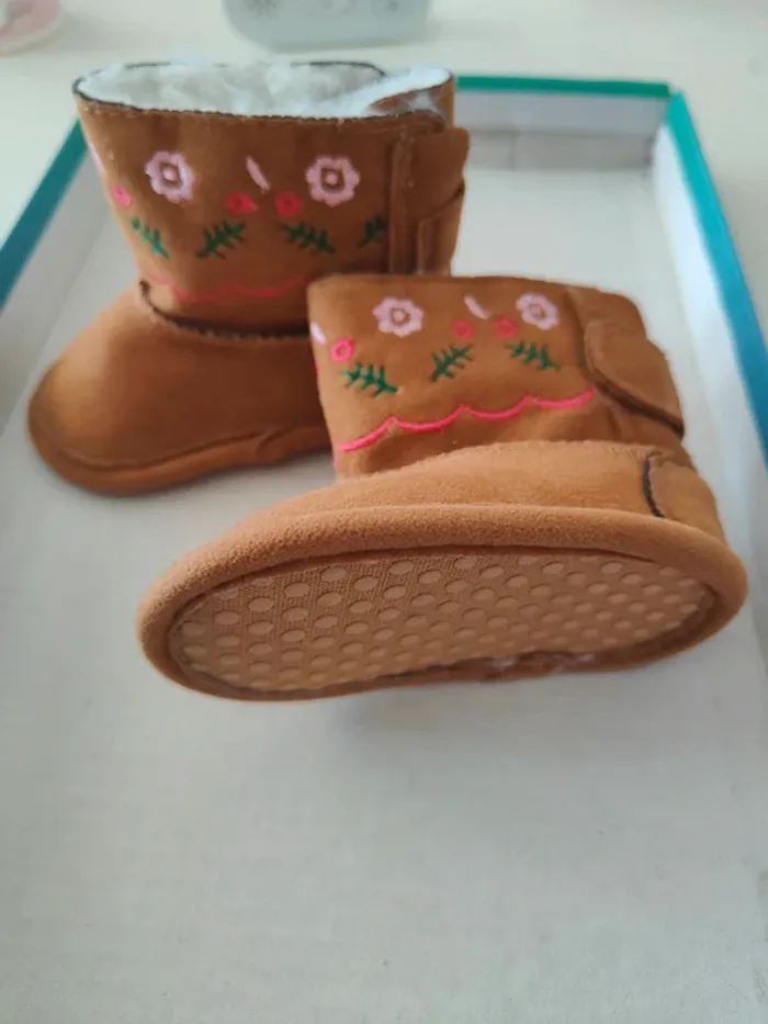 Chaussures bébé - photo numéro 2