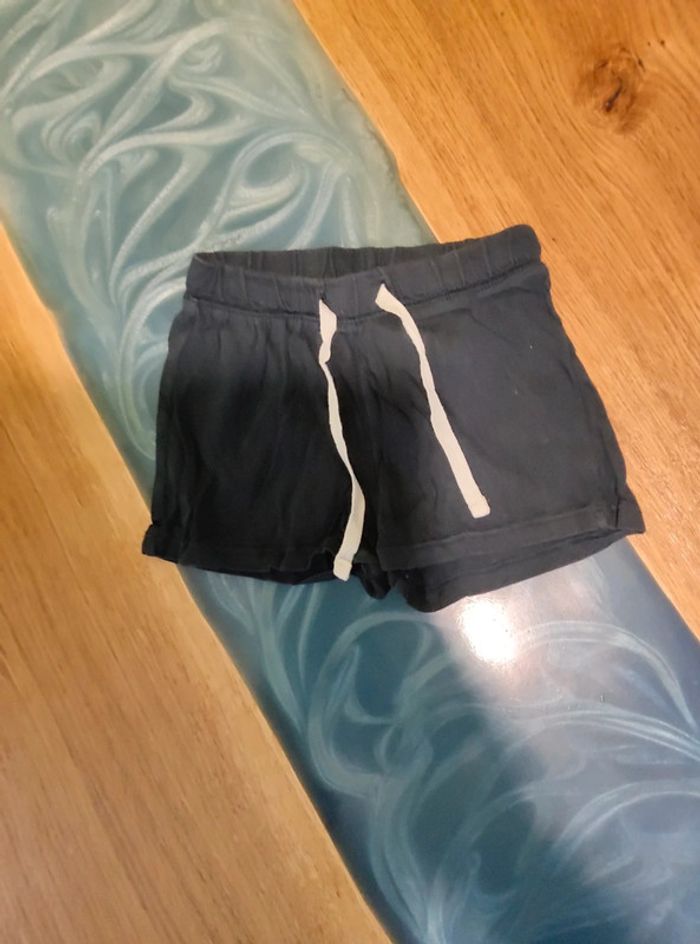 Short 24 mois
