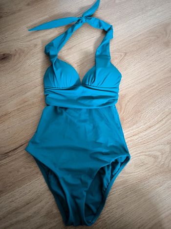 Maillot de bain goldenpoint taille 80 (34-36) neuf