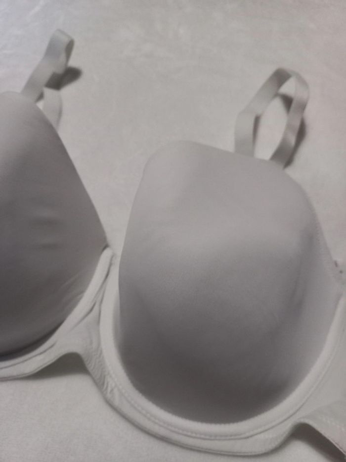 Soutien-gorge blanc - photo numéro 2