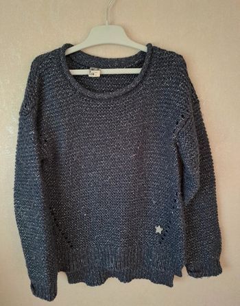 Joli pull en laine taille 8 ans tape à l'œil
