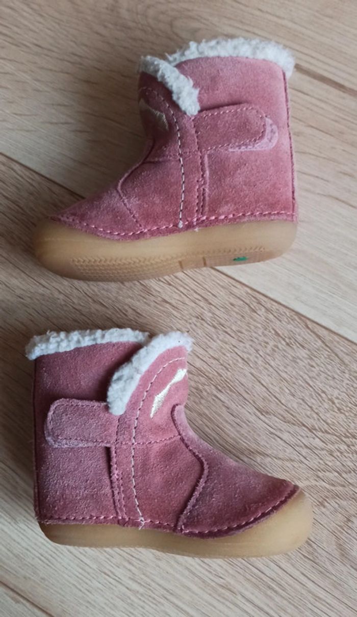 Bottes / Bottines fourrées - chaussures bébé fille Kickers Sofur Rose - Taille 18 - photo numéro 3