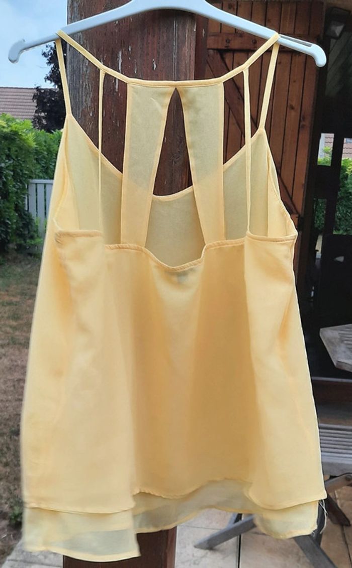 Top jaune 42-44 - photo numéro 2
