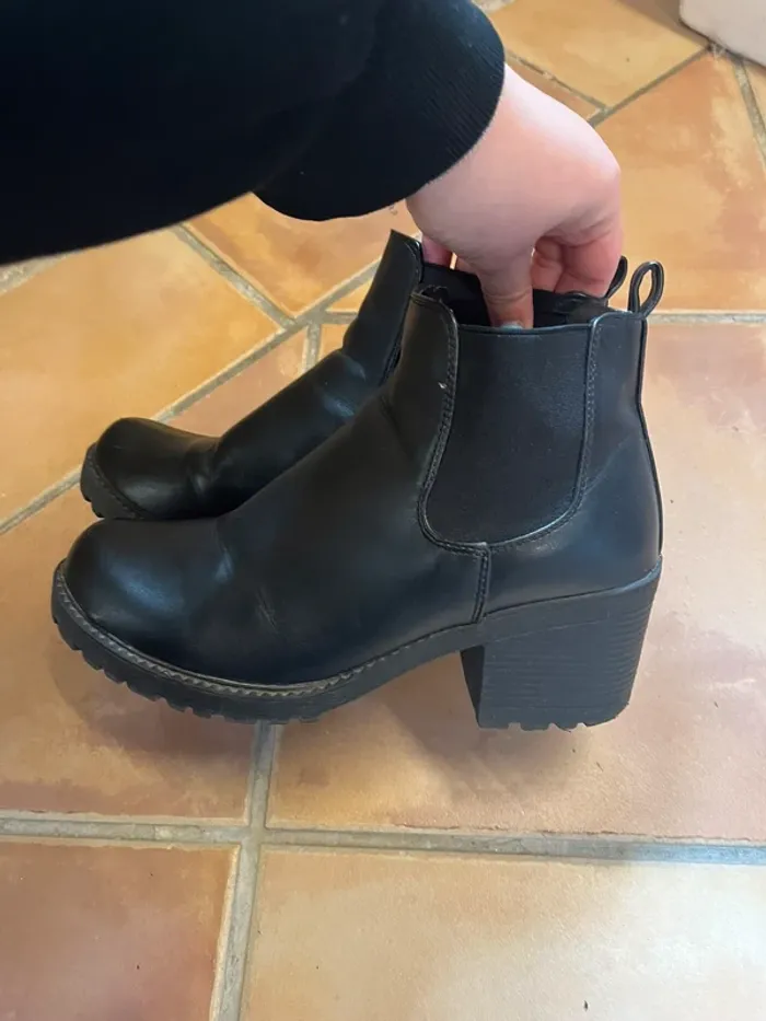 Bottine à talon noire - photo numéro 4