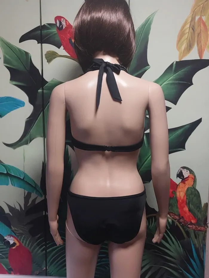 Maillot de bain noir - photo numéro 2