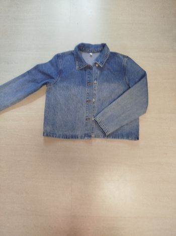 Veste jean femme T 40 tbe 