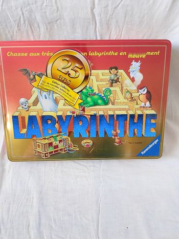Labyrinthe ravensburger boîte métallique complet