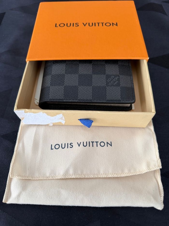 Porte feuilles LV - photo numéro 5
