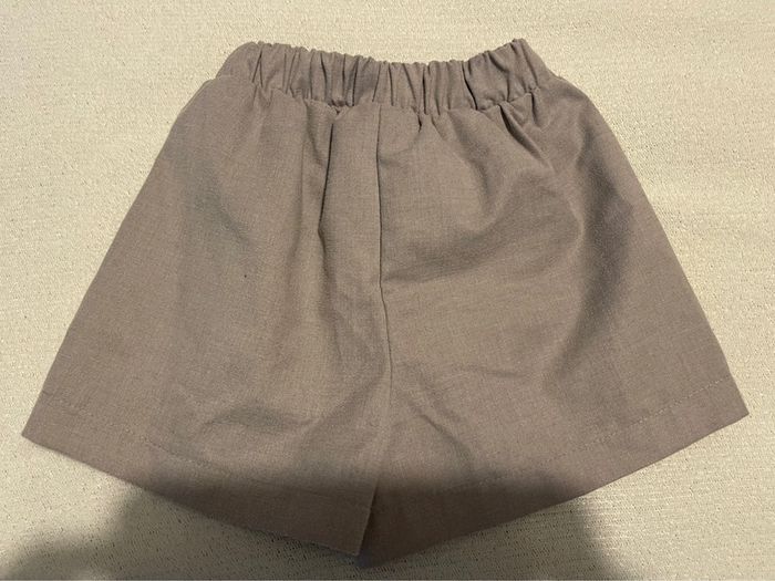 Short gris - UBS2 Chic - 6 ans / 115 cm - photo numéro 4