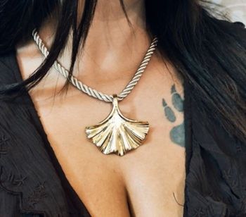 Collier cordon beige ✅