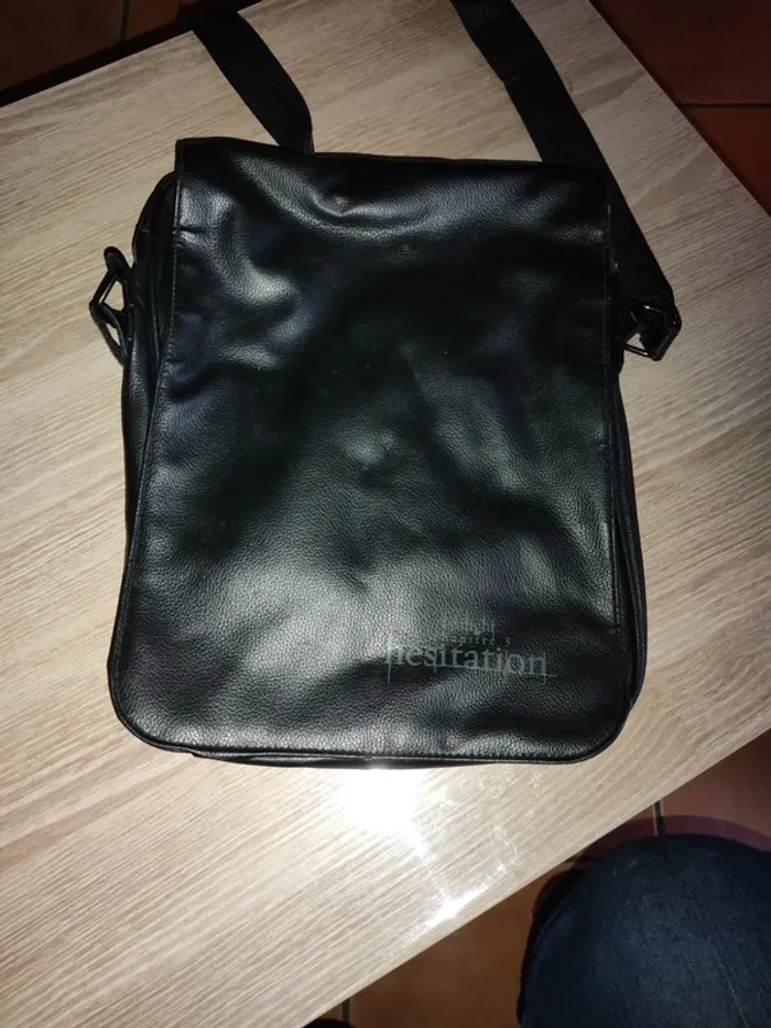Vend sacoche pochette Twilight