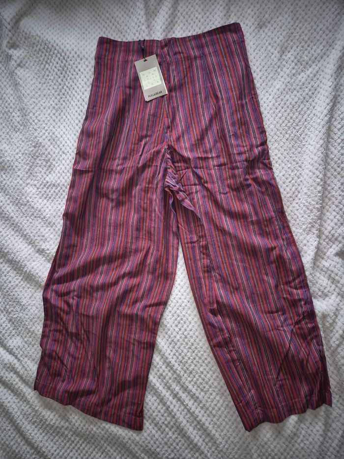 Pantalon violet pull&bear