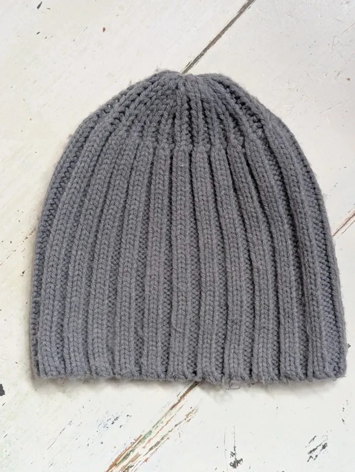 Ensemble bonnet et écharpe gris en maille - photo numéro 2