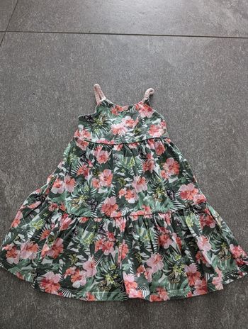 Robe d'été Fleurie bébé fille 2/3 ans comme neuve