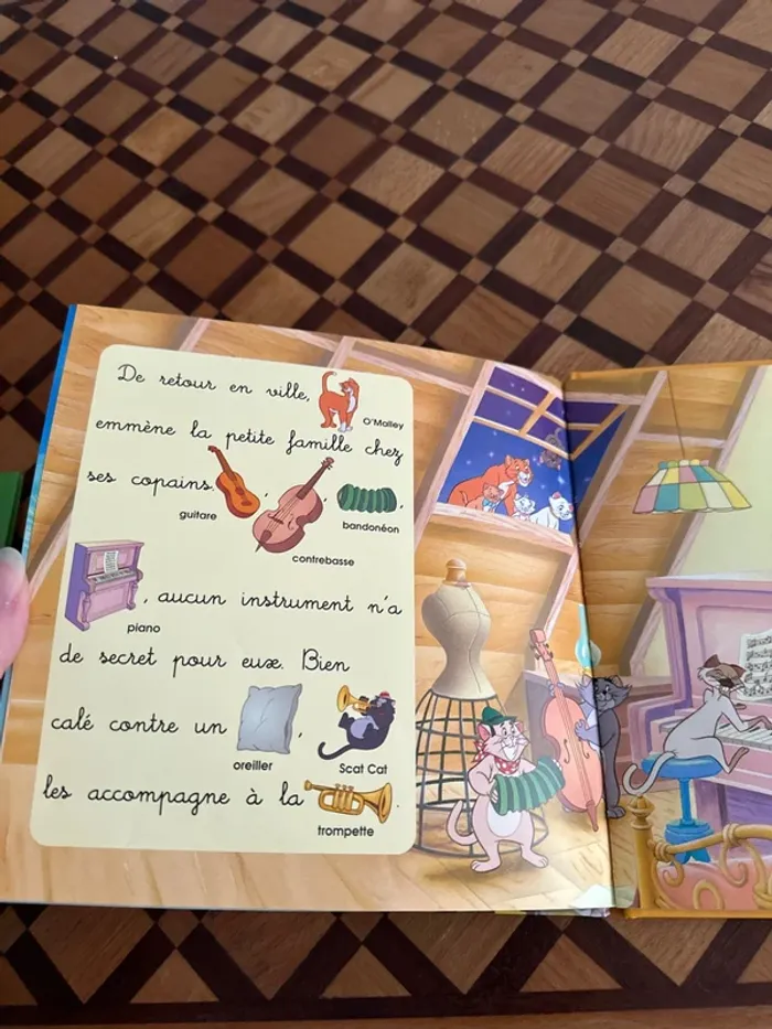 Livre Disney Histoires à deviner - Le sauvetage des Aristochats - photo numéro 3