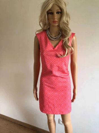 Robe rose sans manches LolaLiza taille française 38 bon état