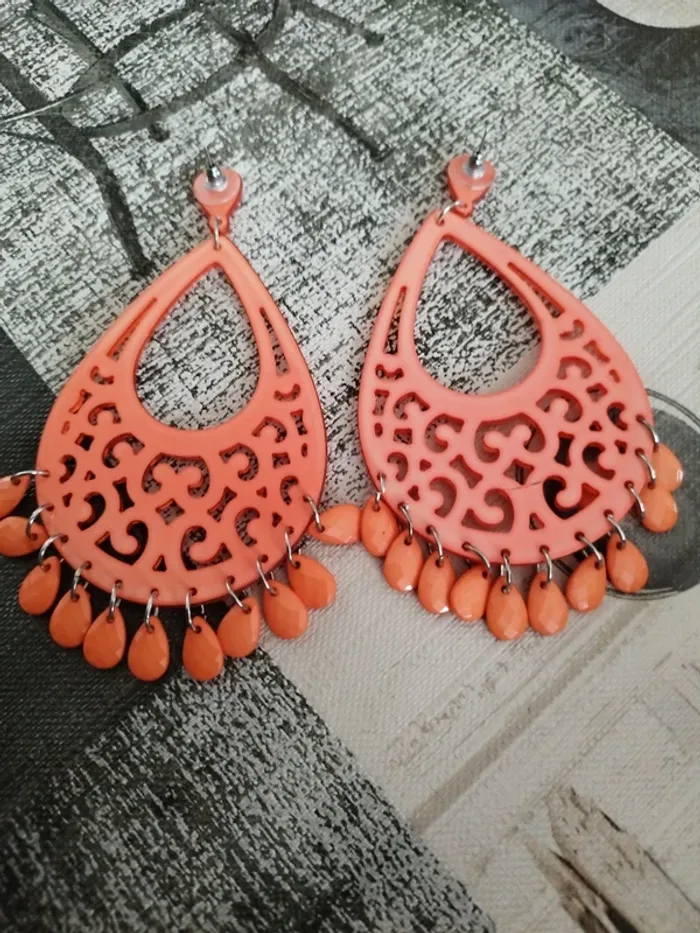 Boucles d'oreilles super vintages - photo numéro 5