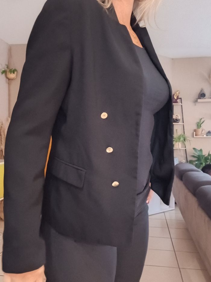 Veste noir - photo numéro 3