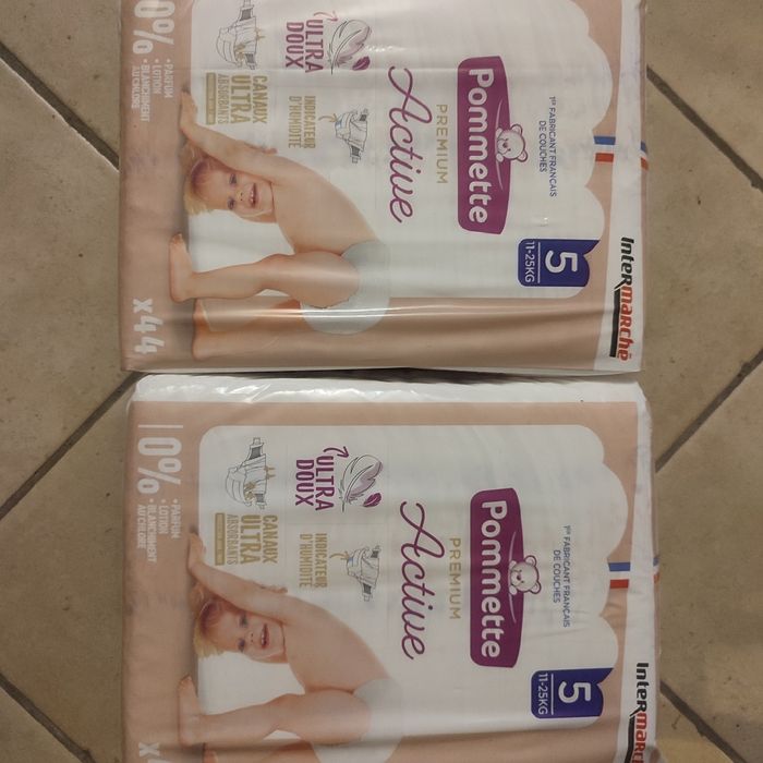 Couche premium active de pommette  taille 5