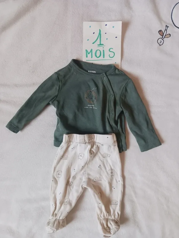 Pyjama léger - 1 mois