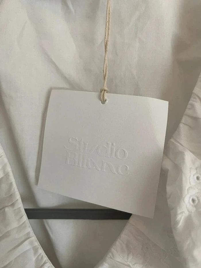 top cache coeur court studio bllanc broderie - photo numéro 5