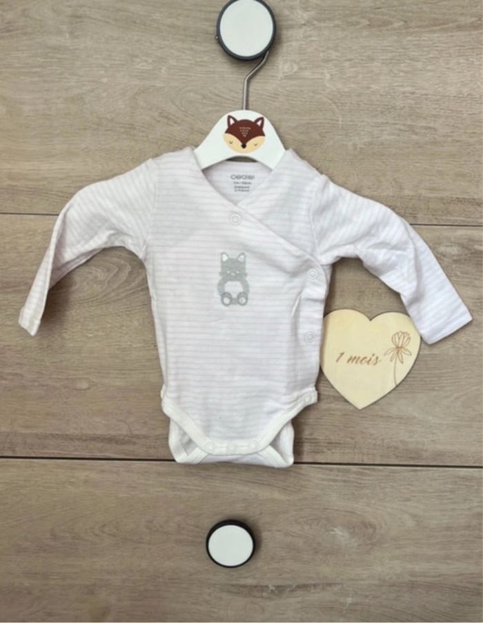 Lot 3 bodies manches longues bébé fille 1 mois – Obaibi– Neuf - photo numéro 4