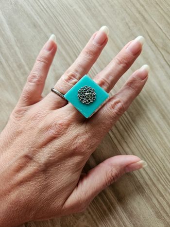 Bague fantaisie ajustable