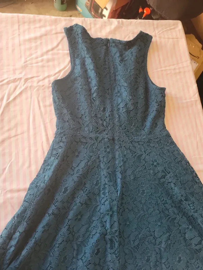 Jolie robe taille 36 - photo numéro 4