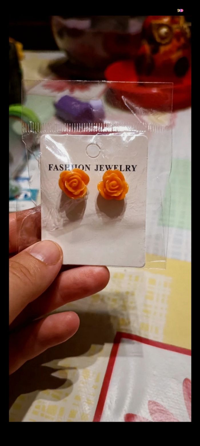 Boucle d'oreille fleur