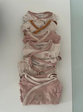 Lot de 7 bodies
