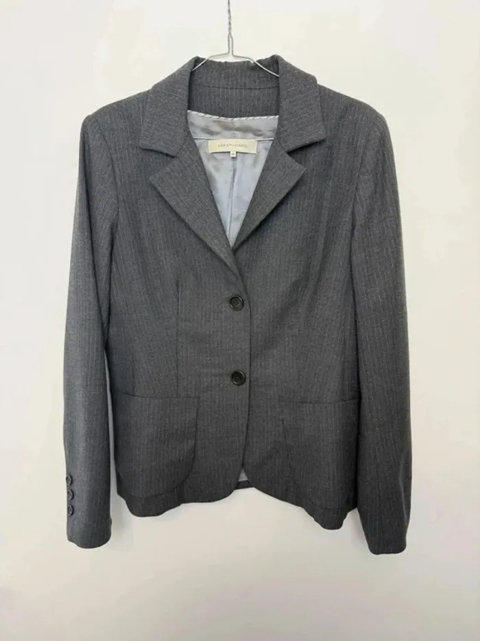 Magnifique Blazer Gerard Darel gris lignés en laine vierge taille 40 parfait état