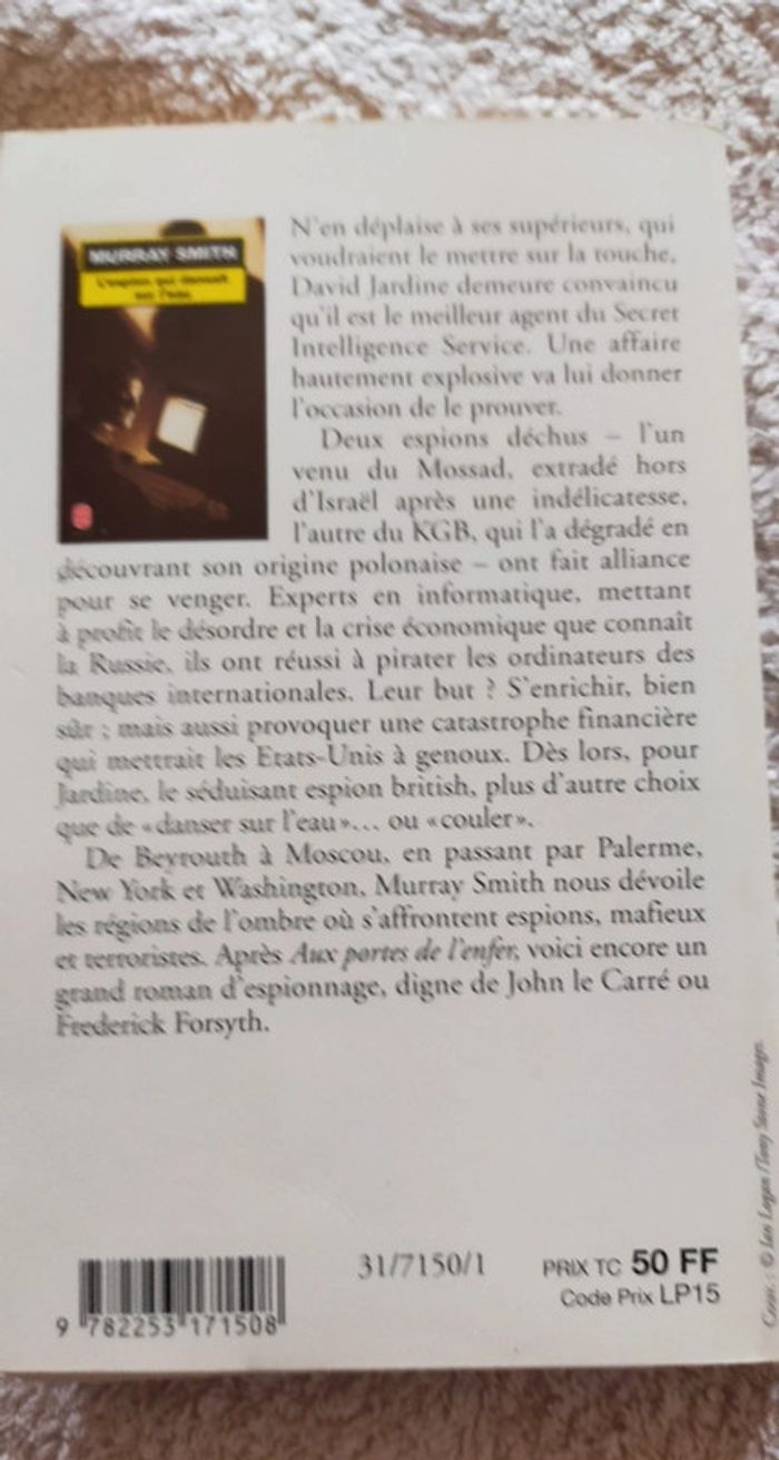 L'espion qui dansait sur l'eau de Murray Smith - photo numéro 2