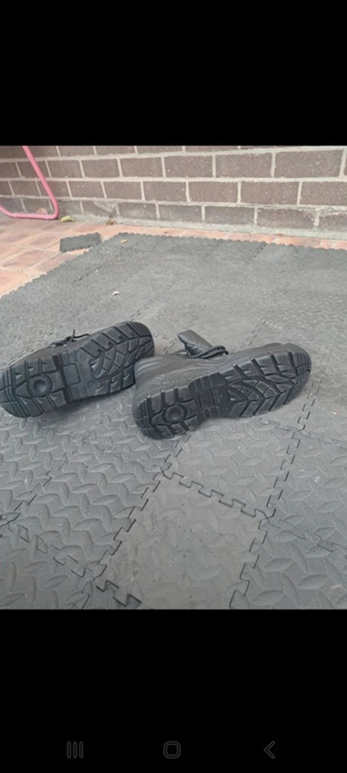 chaussure de sécurité neuve marque ergos taille 38. - photo numéro 5