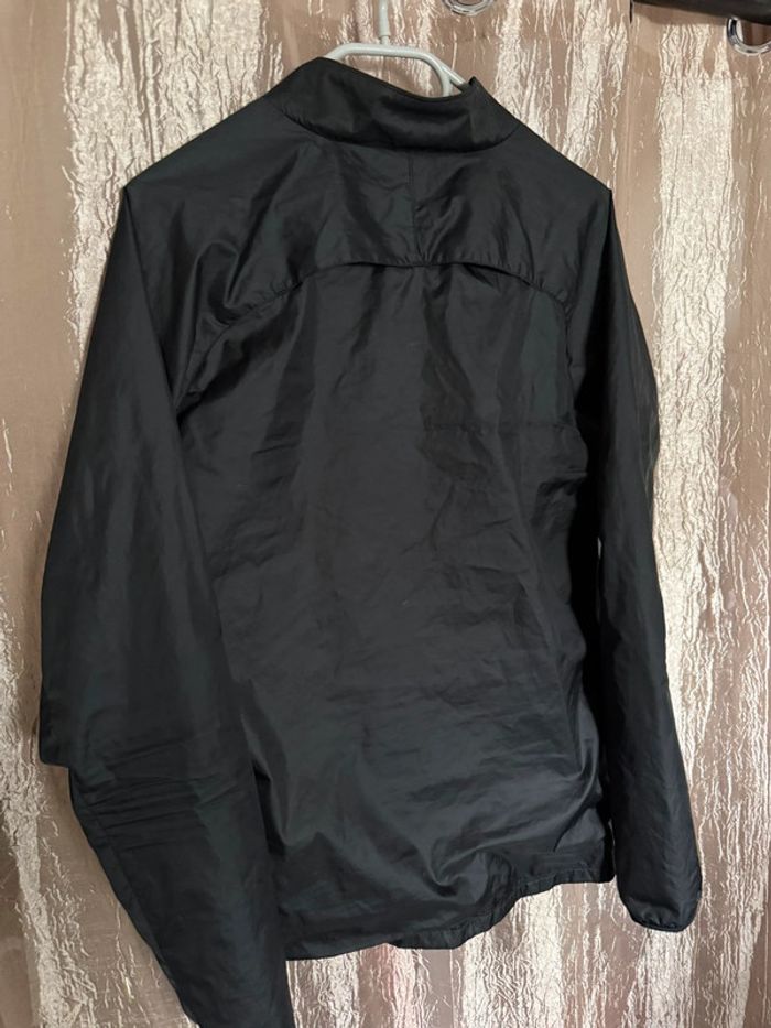 Veste Nike homme – état quasi neuf - photo numéro 3