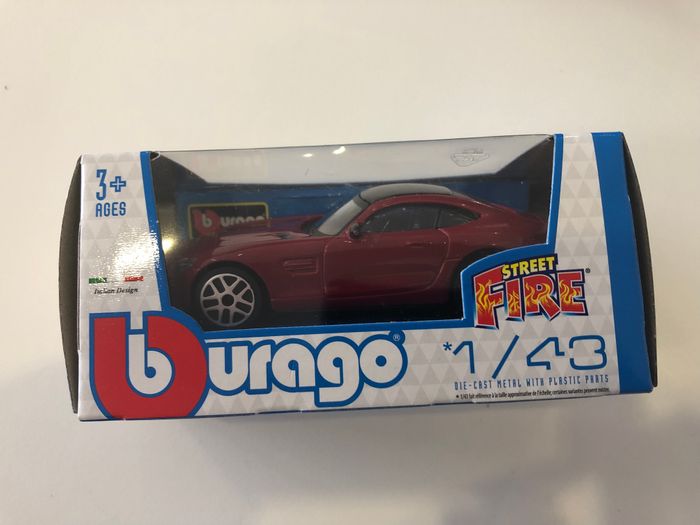 Miniature burago Mercedes benz AMG GT 1/43 - photo numéro 3