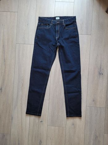 Jeans slim neuf. Garçon 18 ans. Marque Kiabi