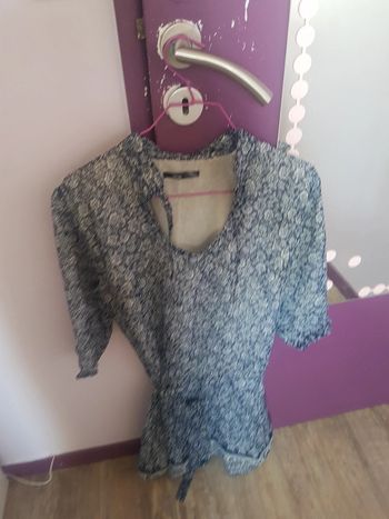 Robe tunique blanche et bleue