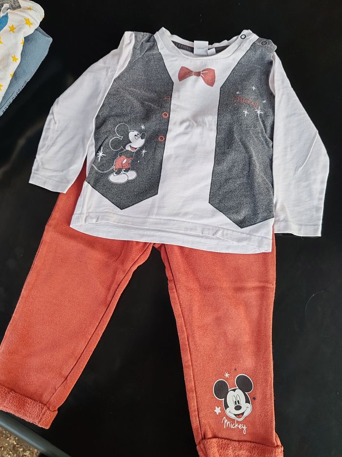 Ensemble Mickey