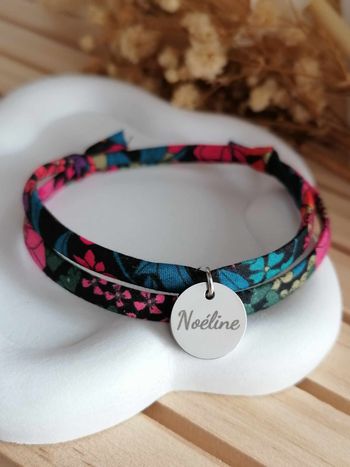 Bracelet liberty Personnalisé avec médailles gravées , Cadeau Maman, Marraine, Bijou naissance