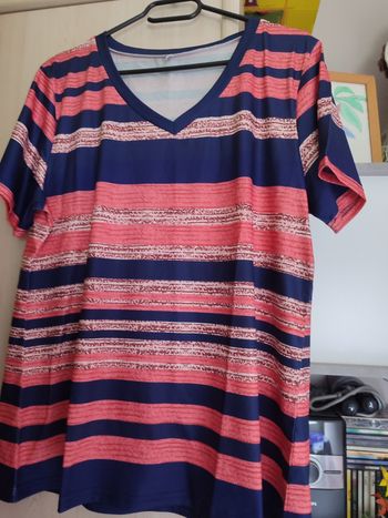 Tee shirt