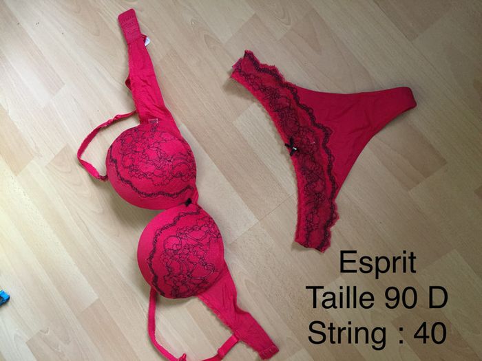 Ensemble Esprit rouge Taille 90 D