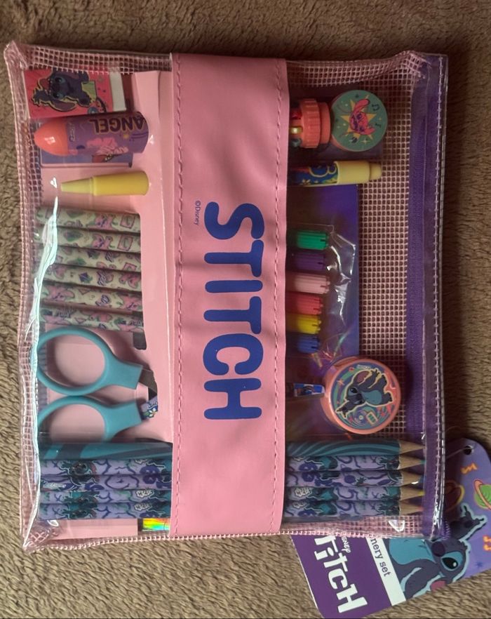 Trousse set de papeterie Stitch - photo numéro 2