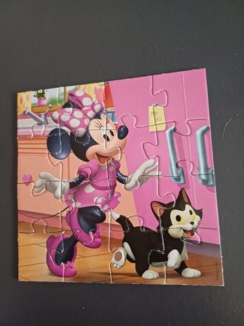 3 puzzles Minnie